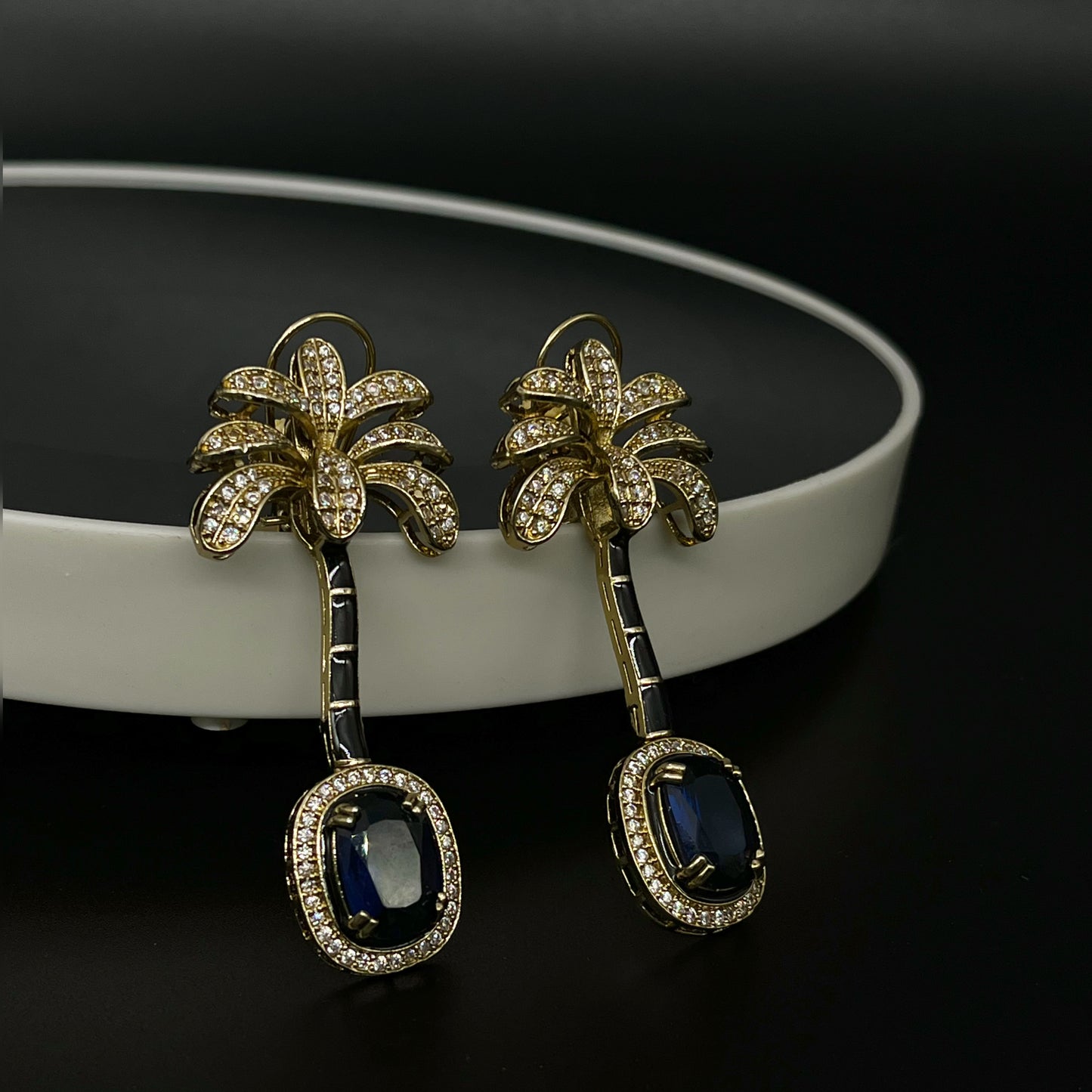 Tree earring