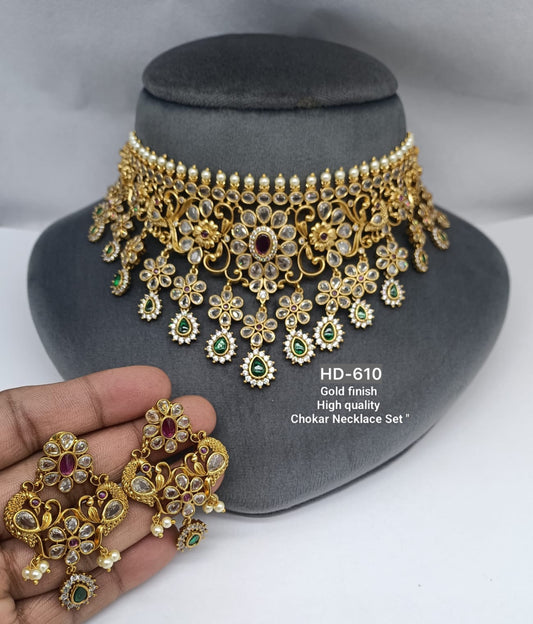 Sabhya Necklace