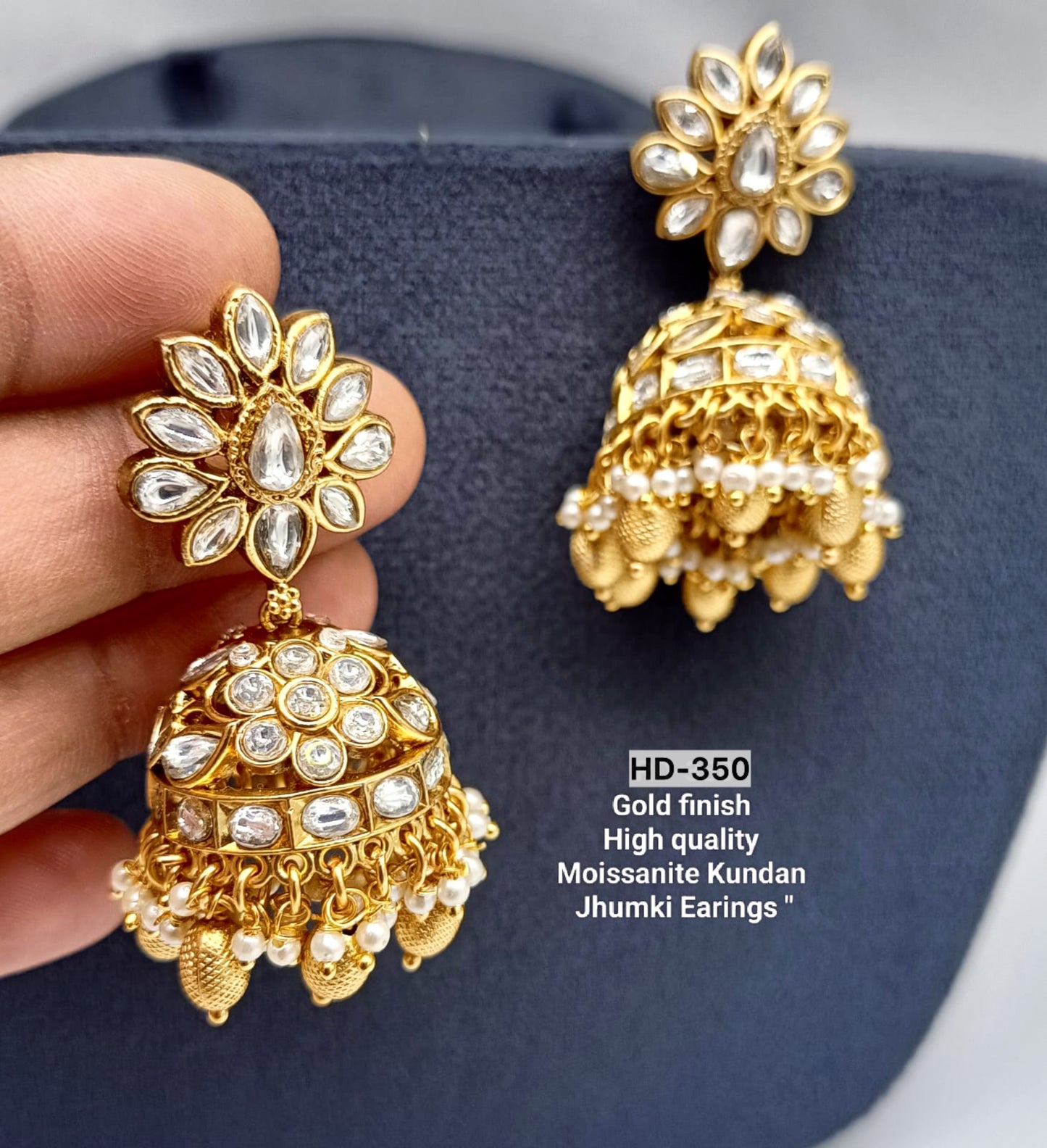 Mozo Jhumki