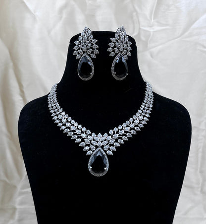 Luna Leaf Necklace