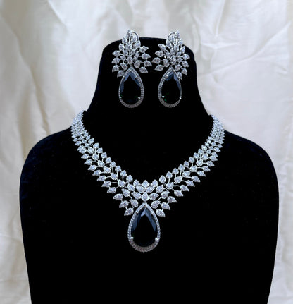 Luna Leaf Necklace