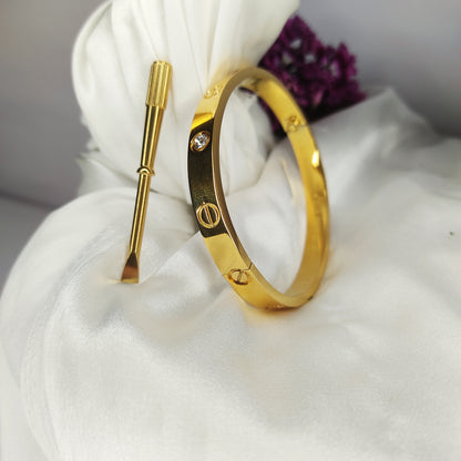 Embedded Diamond Gold Kada