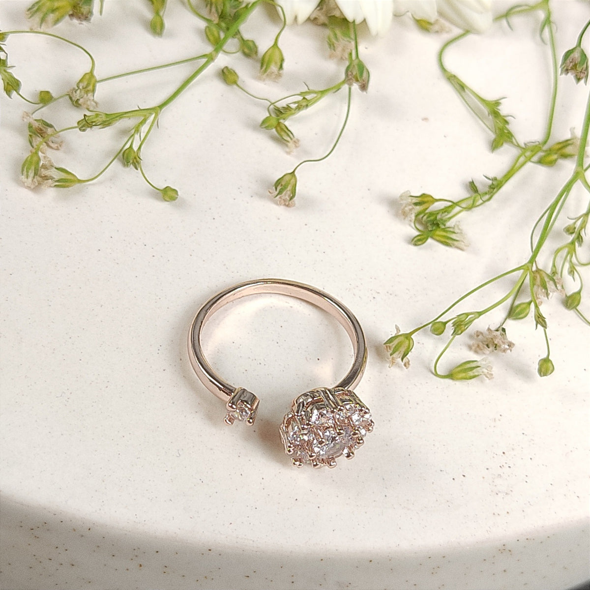 Rotating Ring Design Floral Fantasy Rotating Ring – HEER DESIGNS
