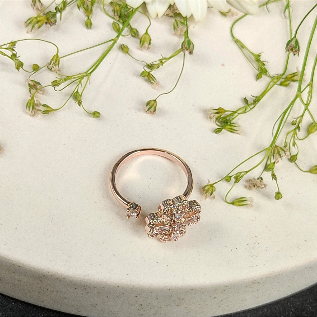 Rotating Ring Design Flora's Fancy Rotating Ring – HEER DESIGNS